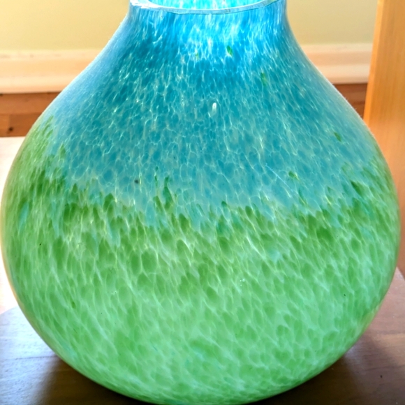 Hand Blown Glass Vase - Picture 2 of 2
